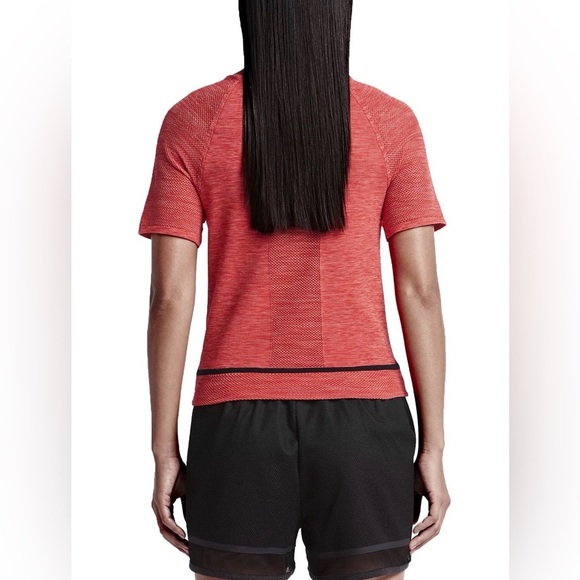 Nike Women’s Tech Knit Sport Casual V-Neck Top in Red and Black, Size Small - Picture 2 of 10